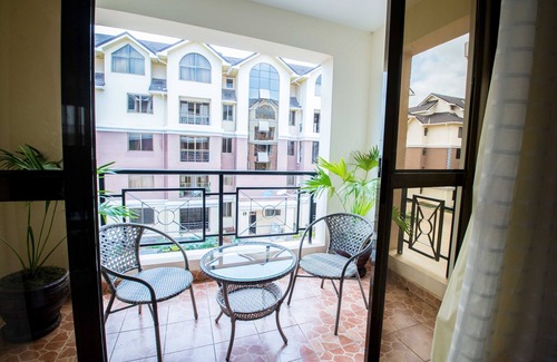 Nairobi Apartment | Warmly Furnished Apartment Located In The Leafy Loresho Suburbs Of Nairobi Kenya