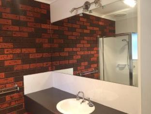 Warragul Hotel | Warragul Views Motor Inn