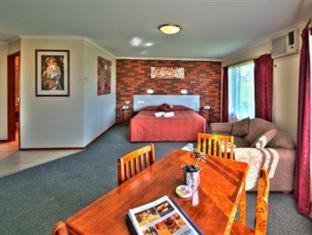 Warragul Hotel | Warragul Views Motor Inn