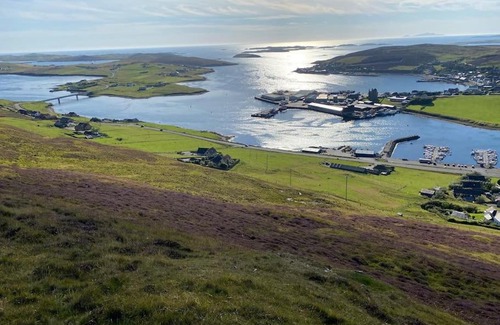 Scalloway House | Wasterview, Central Mainland, Ideal base
