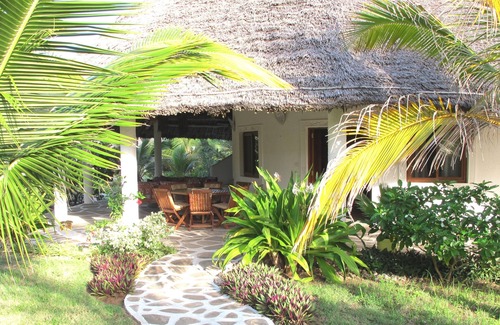 Watamu Villa | Watamu Villa With Service Personnel