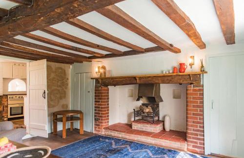 Etchinghill House | Water Farm House by Keepers Cottages