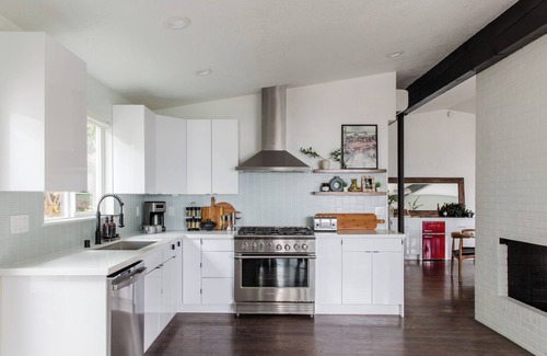 West Queen Anne House | Water & Mountain Views - Luxury City Retreat