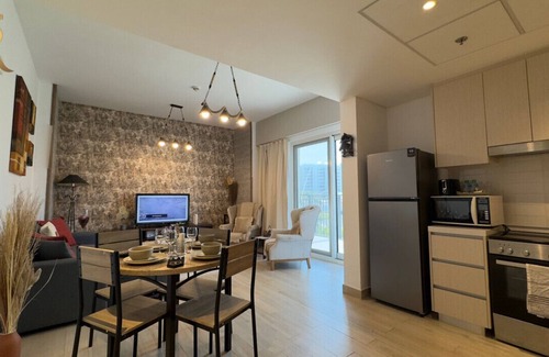 Abu Dhabi Apartment | Water's Edge B2 102 · The Cowboy Apartment -Yas Island