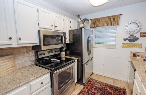 Sardis Cabin | Water View Property, Pet Friendly, Golfing, Fishing, Marina, Swim, Park, Trails