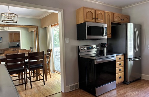 Des Moines House | Waterbury Treasure!