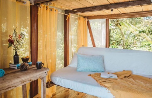 Tierra Oscura Cabin | Waterfront Dolphin Pod - Bocas' best snorkeling!