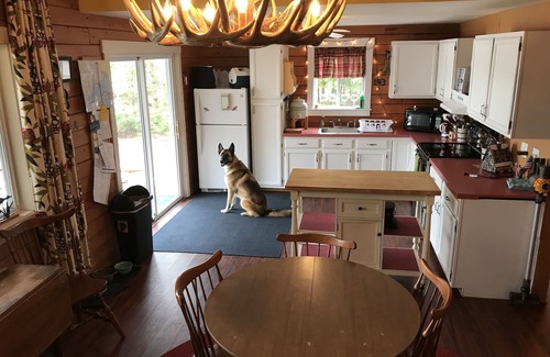 Saint Albans Cabin | WATERFRONT-3BR, 2BA Log Cabin On Big Indian Lake