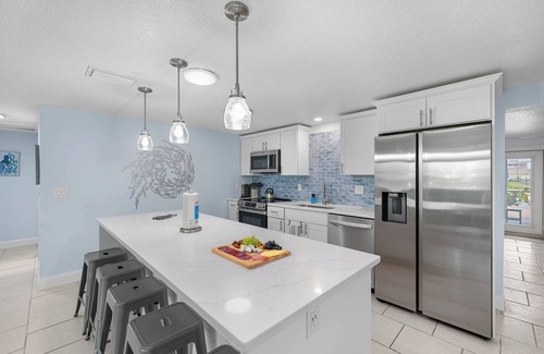 Spring Hill House | Waterfront/5BR w/HEATED Pool/Kayaks & Ping-Pong