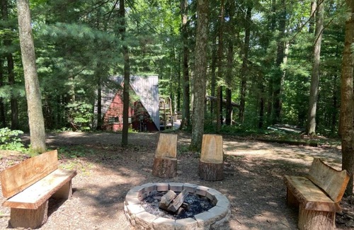 Rockbridge Cottage | Waterfront A Frame w/Private Dock, 2 Kayaks, 1 Canoe + Hot Tub!