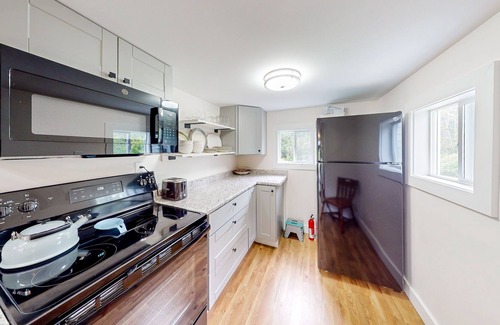 Lubec House | Waterfront adobe with a firepit, grill, board games, and W/D - dog-friendly