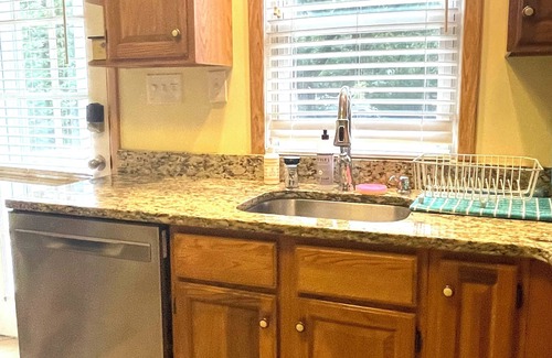 Cape Saint Claire House | Waterfront Annapolis w/swimming pool & pier -July 20-26 available