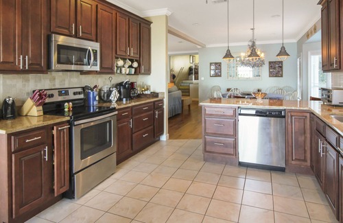 Gulf Shores House | Waterfront Bay property with private beach and pier!