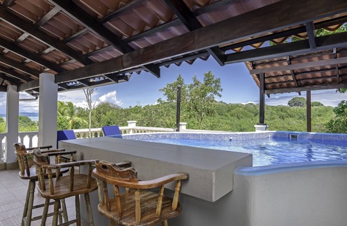 Puerto Jimenez House | Waterfront Condo 1
