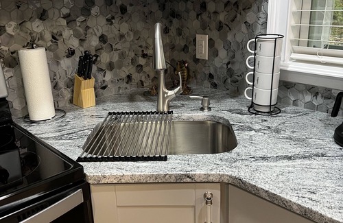 Kingsland House | Waterfront cottage