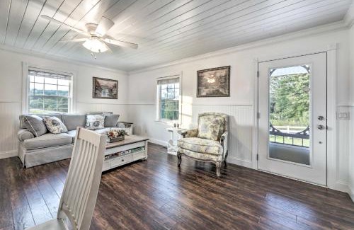 Dunlap House | Waterfront Dunlap Cottage Large Yard and Views