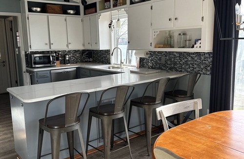 Scottsboro House | WATERFRONT – Experience Lake Life and Nature with City Convenience!