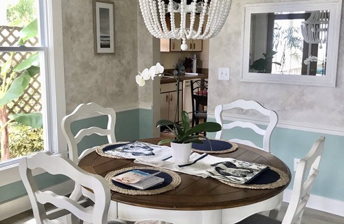 Safety Harbor House | Waterfront harbor cottage, walking distance to downtown, near to beaches & more!