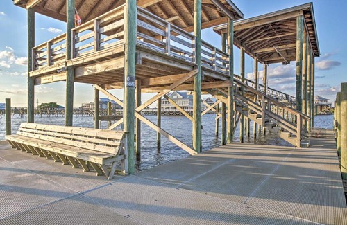 Slidell House | Waterfront Home with Dock - 31 Mi to Downtown NOLA!