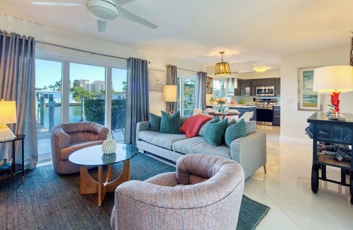 Bay Esplanade Apartment | Waterfront Industrial Chic #2 Clearwater Beach