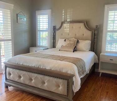 Ellenton House | Waterfront Key West Style Home