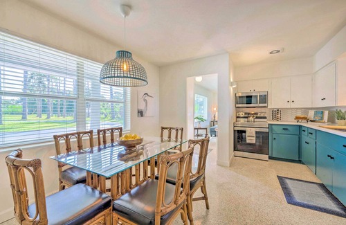 Tavares Cottage | Waterfront Lake Dora Escape w/Private Dock & Slip