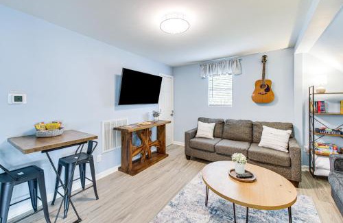 Royal House | Waterfront Lake Hamilton Vacation Rental with Dock!