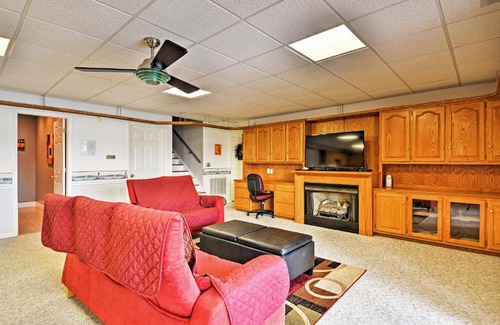 Mayhew Apartment | Waterfront Lake Norman Duplex with Pool and Boat Dock!