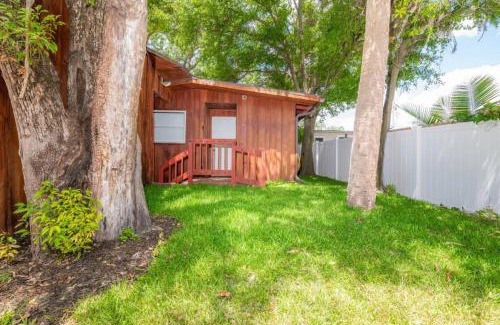 Riverview House | Waterfront Paradise on Tampa Bay with Pool