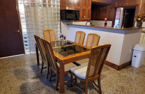 St. Joseph Cabin | Waterfront Rock Shower Suite w/Sunset View Room!