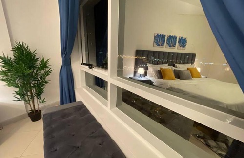 Al Majaz Apartment | Waterfront Royal 3BR apartment