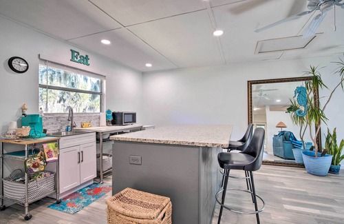 Fellowship Apartment | Waterfront Studio w/Dock Access in Inglis!