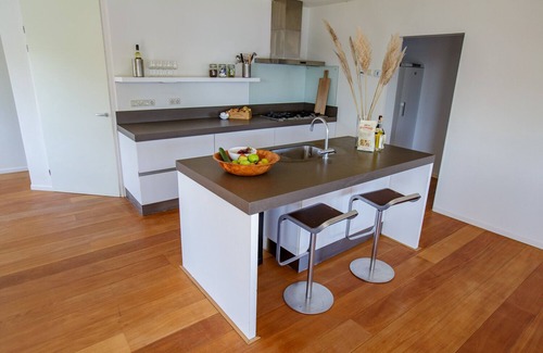 Eernewoude Villa | Waterfront villa, private beach - Fries National Park