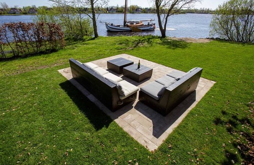 Eernewoude Villa | Waterfront villa, private beach - Fries National Park