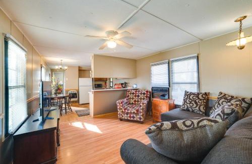 Waterloo House | Waterloo Home Walk to Pickwick Lake Fishing Pier!