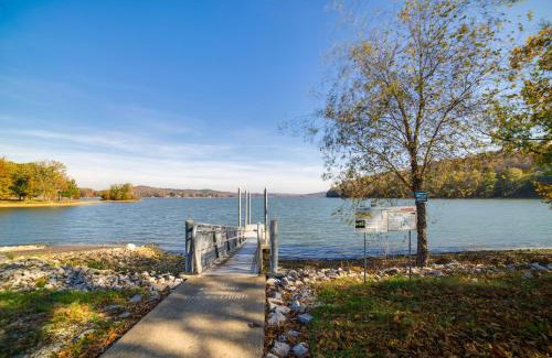 Waterloo House | Waterloo Home Walk to Pickwick Lake Fishing Pier!