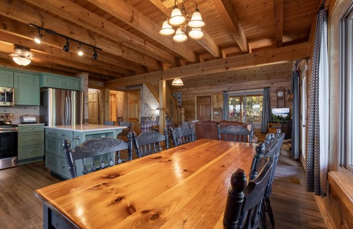 Dandridge Cabin | Waters Edge