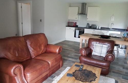 Low Catton House | Waterside Cottage