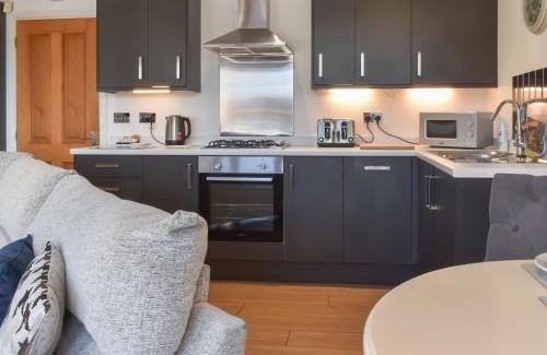 Tewitfield House | Waterside Retreat