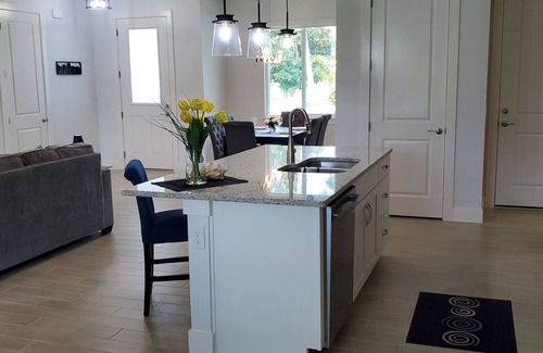 Groveland House | Waterski & More | 3 Bed, 2 Bath