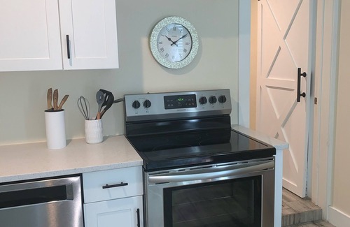 Bradenton House | Waterslide & Pool * Wimpy’s Whereabouts!*