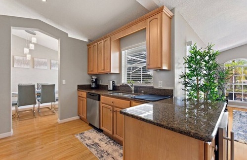 Sunridge Woods Villa | Waterview 3 bed in Sunridge Woods