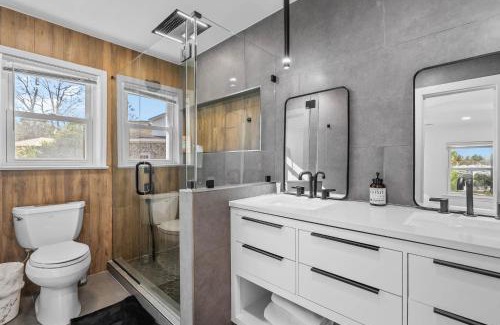 North Charleston House | Waterview Retreat - Riverside Haven 4-2 Family