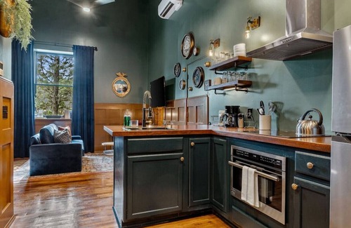 Columbia Apartment | Watson @ The Vestry on Read