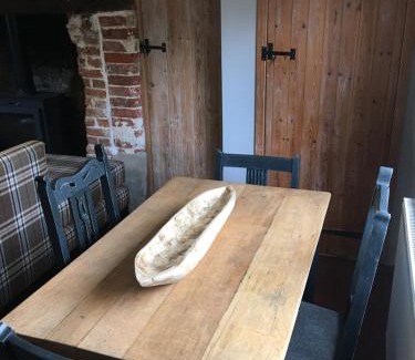 Wattisham House | Watt Cottage