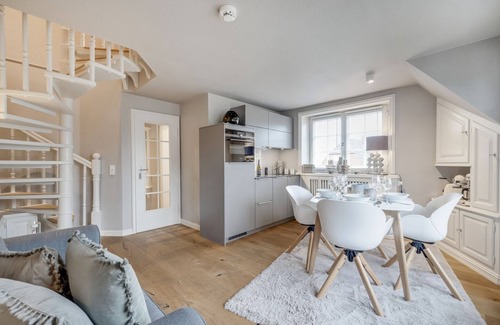 Munkmarsch Apartment | Wattküken - 3-room apartment on the upper floor/ground floor with approx. 57 sqm floor space in Munkmarsch