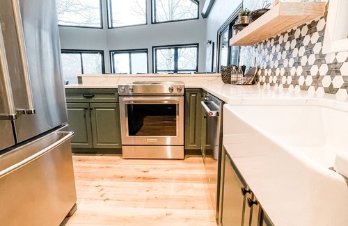 Spring City House | Watts Bar Lake-Waterfront Home