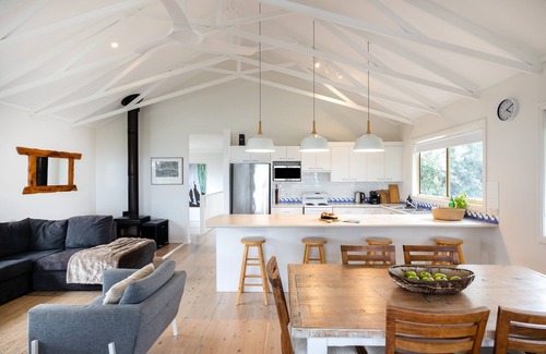 Bawley Point House | Waves At Bawley - Beachfront Beach House