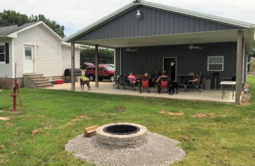 Whittington House | We Bring The Comforts Of Home To The Outdoors!