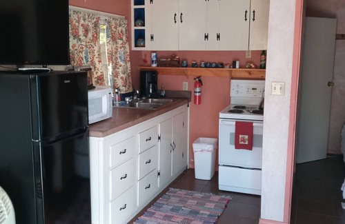 Happy Camp Ski Chalet | We have Cabins w/kitchenettes & RV spaces with full hookups!